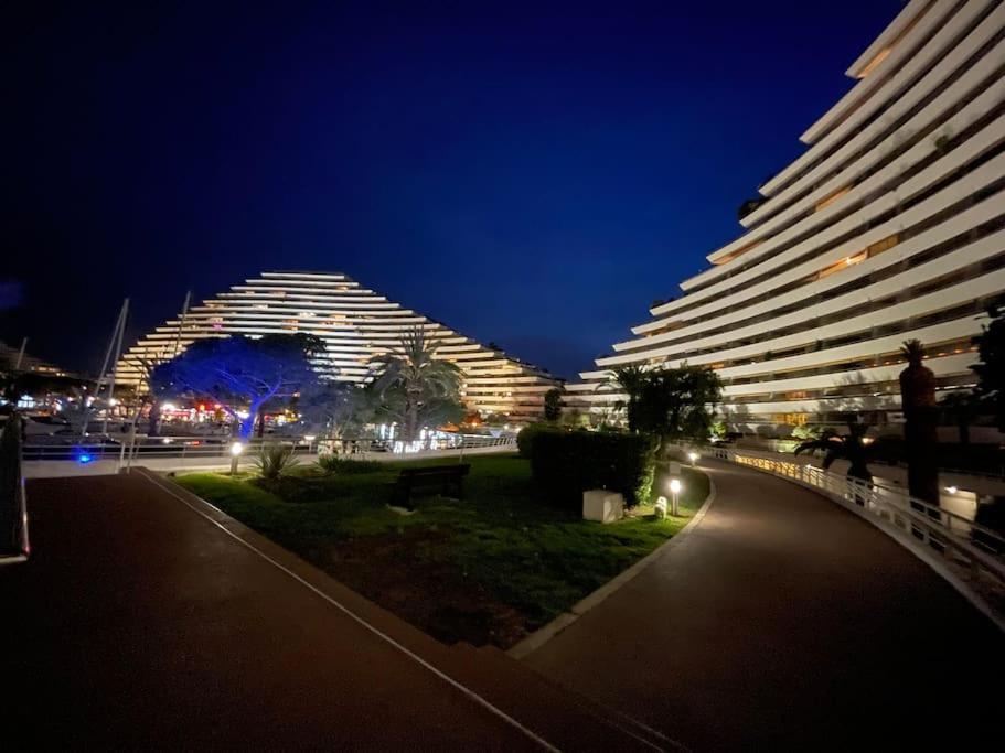 Studio A 2 Pas De La Plage Villeneuve-Loubet Ngoại thất bức ảnh