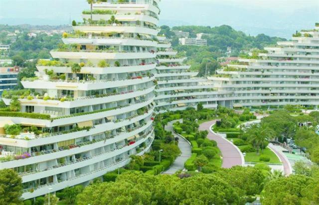 Studio A 2 Pas De La Plage Villeneuve-Loubet Ngoại thất bức ảnh
