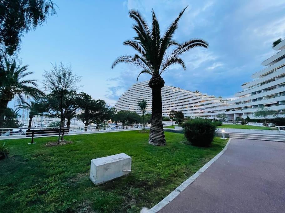 Studio A 2 Pas De La Plage Villeneuve-Loubet Ngoại thất bức ảnh